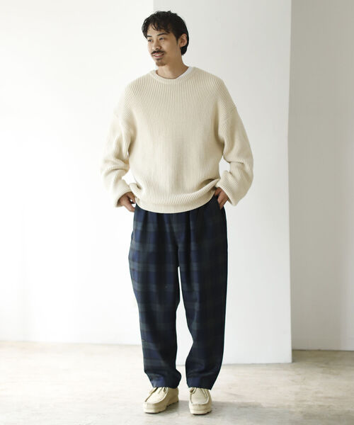 BEAMS(ビームス)の「BEAMS / ウェビング バギー テーパード チェック パンツ(その他パンツ・メンズ・ネイビー/ブラウン・SMALL/MEDIUM/LARGE/X-LARGE)」の8枚目の写真