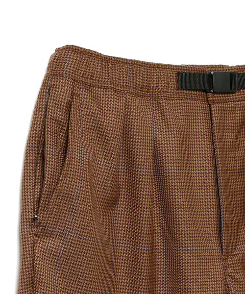 BEAMS(ビームス)の「BEAMS / ウェビング バギー テーパード チェック パンツ(その他パンツ・メンズ・ネイビー/ブラウン・SMALL/MEDIUM/LARGE/X-LARGE)」の14枚目の写真