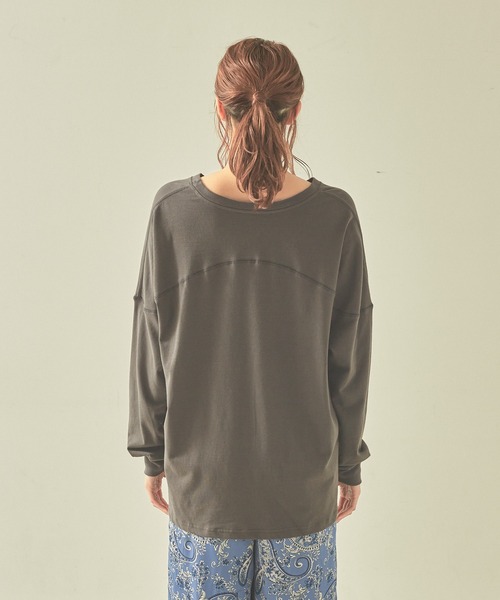 JILKY(ジルキー)の「【JILKY】変形切り替えロンT(Tシャツ/カットソー・レディース・モカ/ダークネイビー・フリー)」の8枚目の写真
