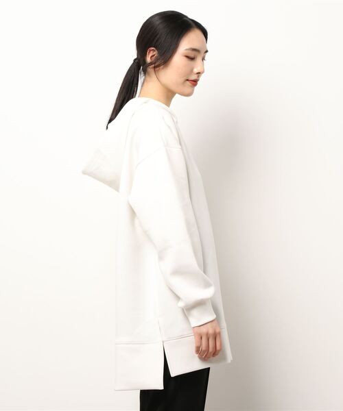 Samansa Mos2 blue（サマンサモスモスブルー）の「ダンボールニットパーカー（パーカー・レディース・グレー/オフホワイト/ミント・ﾌﾘ-）」の6枚目の写真