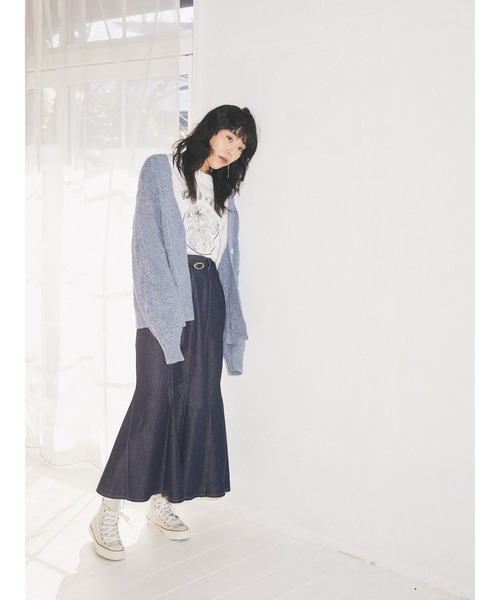 earth music&ecology（アースミュージックアンドエコロジー）の「デニムヘムフレアスカート*（デニムスカート・レディース・インディゴブルー/ライトインディゴブルー・FREE）」の4枚目の写真