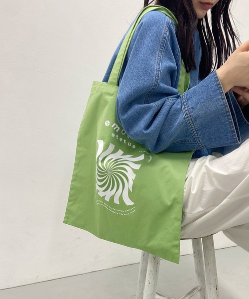 SMELLY（スメリー）の「プリントトートバッグ（トートバッグ・レディース・ブルー/イエロー/グレー/グリーン・-）」の19枚目の写真