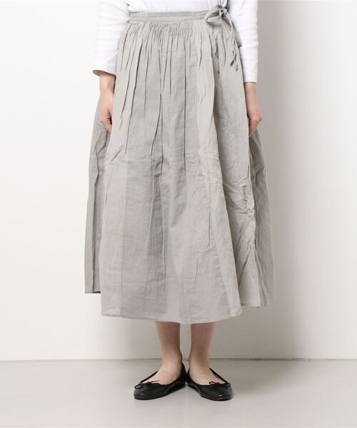 TSUHARU by Samansa Mos2（ツハルバイサマンサモスモス）の「異素材タックスカート（スカート・レディース・グレー/オフホワイト/イエロー・ﾌﾘ-）」の8枚目の写真