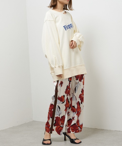 Lui's（ルイス）の「FLOPPYプリントダメージ裏毛プルオーバー（スウェット・レディース・ネイビー/グレー/オフホワイト・FREE）」の9枚目の写真