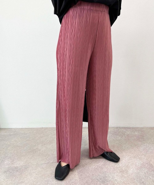 toucher du brise（トゥシェドブリーズ）の「【ウエストゴムで楽チン】プリーツパンツ（その他パンツ・レディース・ブラック/グリーン/パープル/オレンジ/ブルー/ピンク・M）」の5枚目の写真