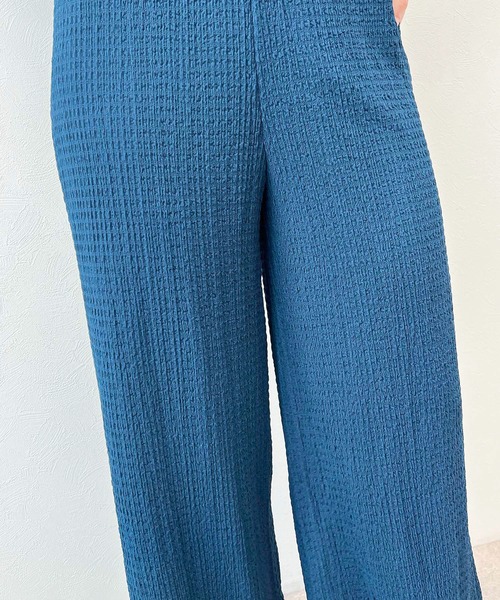 toucher du brise（トゥシェドブリーズ）の「【ウエストゴムで楽チン】プリーツパンツ（その他パンツ・レディース・ブラック/グリーン/パープル/オレンジ/ブルー/ピンク・M）」の18枚目の写真