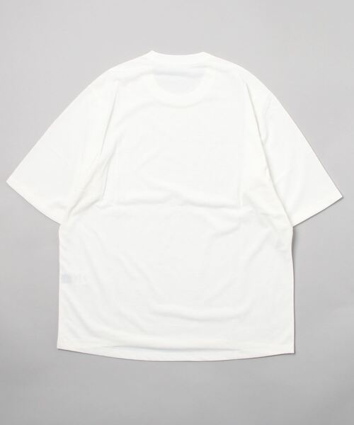 NANGA（ナンガ）の「DRY MIX FRAME LOGO TEE/ドライミックス フレームロゴ ティー（Tシャツ/カットソー・メンズ・ホワイト/ブラック/グレー/マスタード・S/M/L/XL）」の6枚目の写真