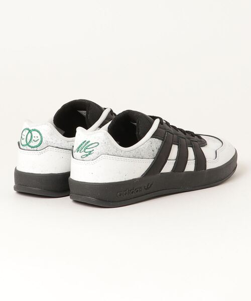 adidas（アディダス）の「アロハ スーパー / Aloha Super