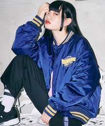VISION STREET WEAR/ヴィジョンストリートウエア ビッグシルエット ロゴ ワッペン バック刺繍 サテン キルティング スタジャン/2WAYリバーシブル