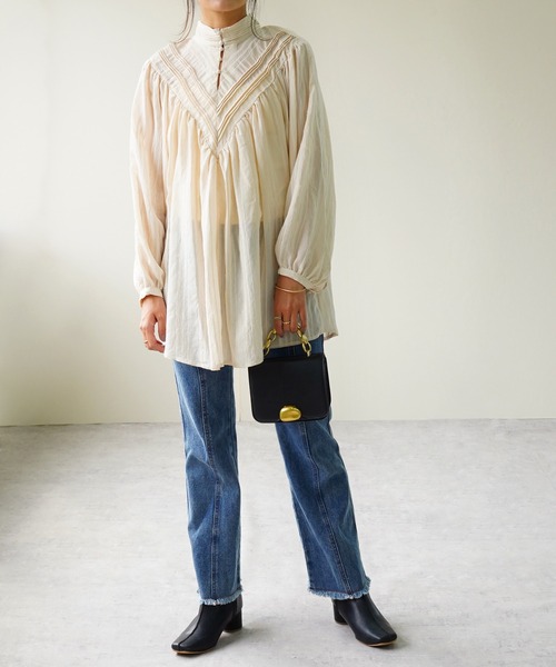 IAMUSE(アイアミューズ)の「【IAMUSE】ドビーストライプ2WAYピンタックチュニックブラウス S0730(その他トップス・レディース・ベージュ/ブラック/ホワイト・FREE)」の15枚目の写真