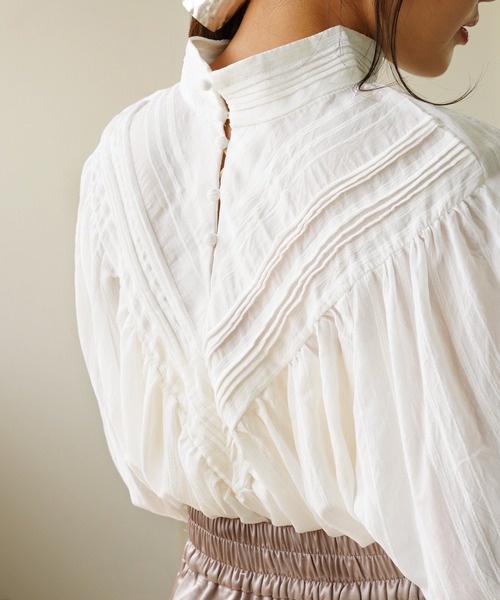 IAMUSE(アイアミューズ)の「【IAMUSE】ドビーストライプ2WAYピンタックチュニックブラウス S0730(その他トップス・レディース・ベージュ/ブラック/ホワイト・FREE)」の12枚目の写真