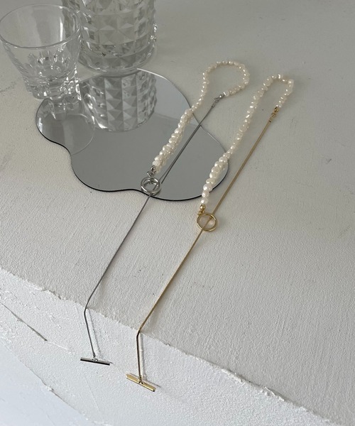 cheriella（シェリエラ）の「【cheriella】バロックパールネックレス（ネックレス・レディース・シルバー/ゴールド・FREE）」の4枚目の写真