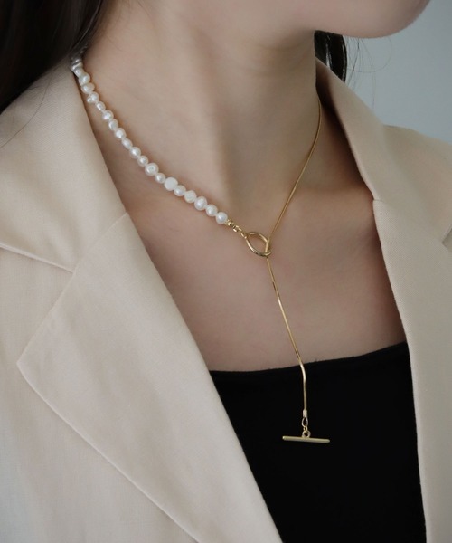 cheriella（シェリエラ）の「【cheriella】バロックパールネックレス（ネックレス・レディース・シルバー/ゴールド・FREE）」の6枚目の写真