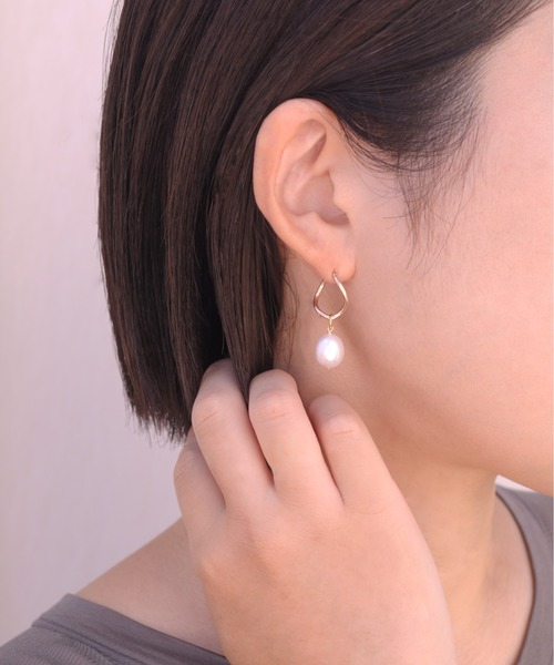 anq.（アンク）の「「anq.」K14GF ・ホワイトパールワンストーンチャーム　淡水パール（チャーム・レディース・ホワイト・ONE SIZE）」の8枚目の写真