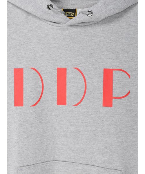 CRAFT STANDARD BOUTIQUE(クラフトスタンダードブティック)の「ddp RETROARTスウェットパーカ_Richard *(パーカー・メンズ・グレー・L/M)」の16枚目の写真