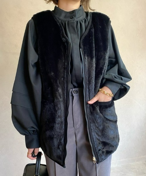 ECRIRE(エクリール)の「【miho.a.nicoコラボ】リバーシブルファーベスト(ベスト・レディース・ブラック/ブラウン・M/L)」の21枚目の写真