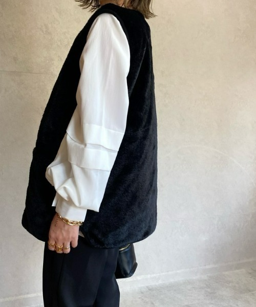 ECRIRE(エクリール)の「【miho.a.nicoコラボ】リバーシブルファーベスト(ベスト・レディース・ブラック/ブラウン・M/L)」の8枚目の写真