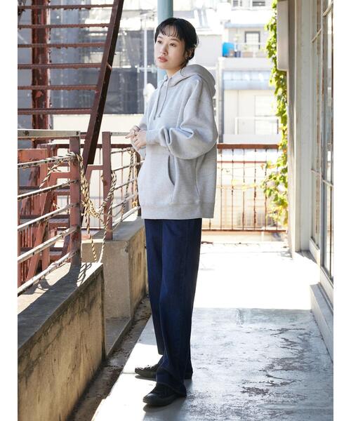 CRAFT STANDARD BOUTIQUE(クラフトスタンダードブティック)の「裏起毛BIGプルパーカー(パーカー・レディース・ブラック/グレー系その他/アイボリー/杢グレー・L/M/LL)」の15枚目の写真