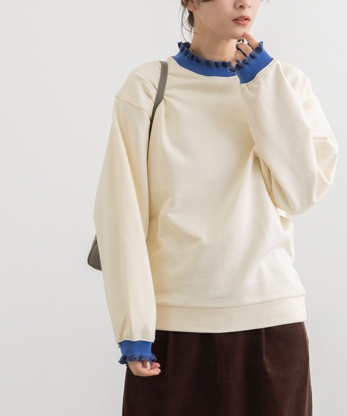 POU DOU DOU(プードゥドゥ)の「リブニットフリル裏毛プルオーバー(Tシャツ/カットソー・レディース・ダークグレー/アイボリー/ベージュ/ライトブルー・3)」の2枚目の写真