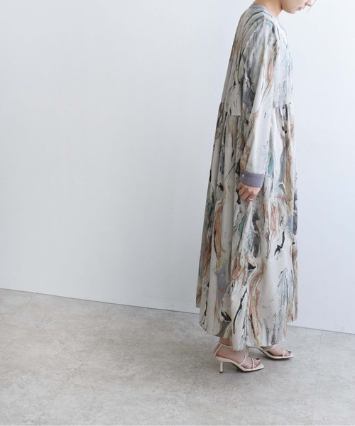 Eimee Law(エイミーロウ)の「マーブルオイルペイントptドレス(ワンピース・レディース・ライトグレー/ベージュ・38)」の19枚目の写真