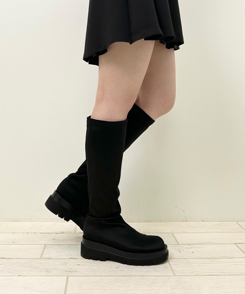 INGNI（イング）の「ストレッチタンクソールブーツ／A（ブーツ・レディース・ブラック/ブラック系その他・M/L）」の18枚目の写真