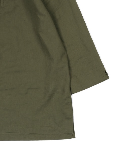 The DUFFER of ST.GEORGE(ザダファーオブセントジョージ)の「LINEN BLEND 3Q SKIPPER SHIRT:綿麻素材 7分袖 スキッパーシャツ(シャツ/ブラウス・メンズ・ブラック/カーキ/ホワイト/ネイビー・SMALL/MEDIUM/LARGE/X-LARGE)」の20枚目の写真