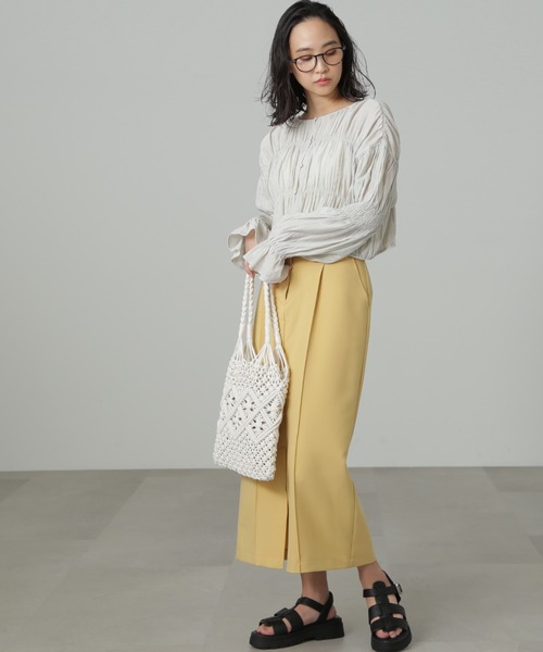 FREE'S MART(フリーズマート)の「◆【ブルーカラーWEB限定】シアーギャザー前開きショート丈ブラウス(シャツ/ブラウス・レディース・イエロー/ホワイト/ブラック/ブルー・FREE)」の14枚目の写真