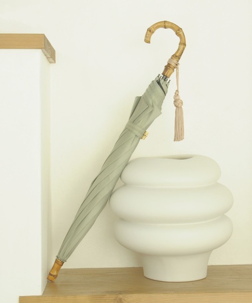 utatane（ウタタネ）の「日傘 完全遮光100％ 晴雨兼用 竹ハンドル ニュアンスカラー（長傘・レディース・ダークインディゴブルー/セージグリーン/テラコッタ/ダークグレー/アーミー/クリーム/コーラルピンク/ターコイズブルー・FREE）」の5枚目の写真