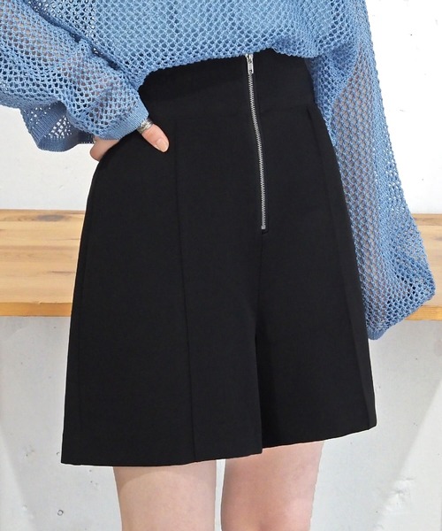 tiptop(ティップトップ)の「【2サイズ展開】フロントジップハイウェストショートパンツ【web限定Sサイズあり】(その他パンツ・レディース・アイボリー/ブラック/チャコールグレー・S/M)」の10枚目の写真