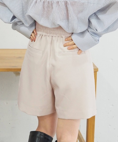 tiptop(ティップトップ)の「【2サイズ展開】フロントジップハイウェストショートパンツ【web限定Sサイズあり】(その他パンツ・レディース・アイボリー/ブラック/チャコールグレー・S/M)」の7枚目の写真