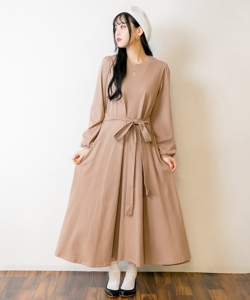 atONE（アットワン）の「atONE フレアボリュームカットソーワンピース（ワンピース・レディース・チャコールグレー/ブラック/モカ・F）」の3枚目の写真