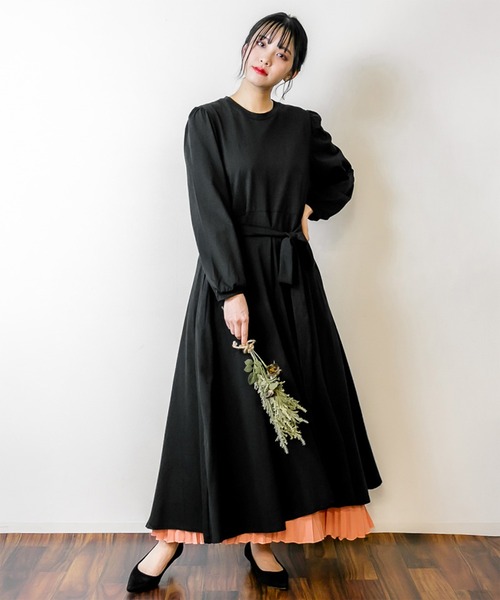atONE（アットワン）の「atONE フレアボリュームカットソーワンピース（ワンピース・レディース・チャコールグレー/ブラック/モカ・F）」の5枚目の写真