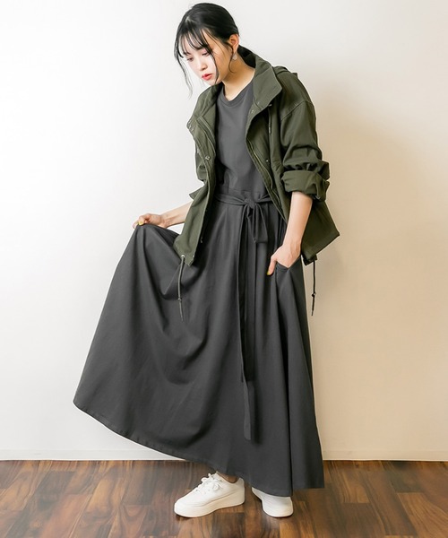 atONE（アットワン）の「atONE フレアボリュームカットソーワンピース（ワンピース・レディース・チャコールグレー/ブラック/モカ・F）」の13枚目の写真