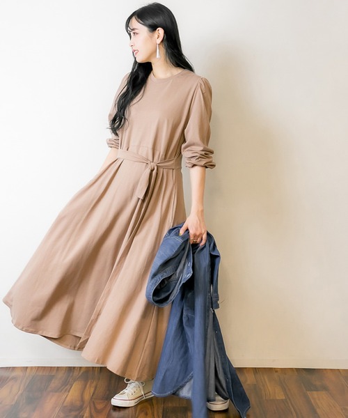 atONE（アットワン）の「atONE フレアボリュームカットソーワンピース（ワンピース・レディース・チャコールグレー/ブラック/モカ・F）」の21枚目の写真