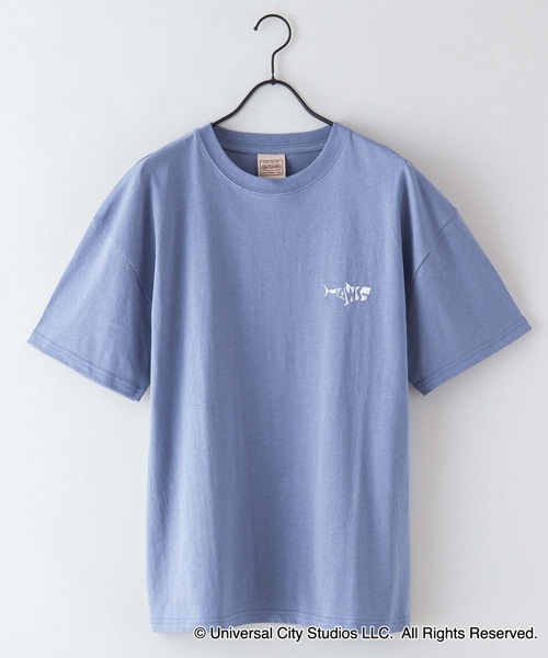 OUTDOOR PRODUCTS APPAREL(アウトドアプロダクツアパレル)の「【JAWS/ジョーズ】【BACK TO THE FUTURE/バック・トゥ・ザ・フューチャー】コラボ 別注 バックプリント ワンポイント刺繍 ビッグシルエット Tシャツ ユニセックス ムービーコラボ(Tシャツ/カットソー・メンズ・ダークグリーン/オフホワイト/ホワイト/ブルー系その他・MEDIUM/LARGE/X-LARGE)」の7枚目の写真