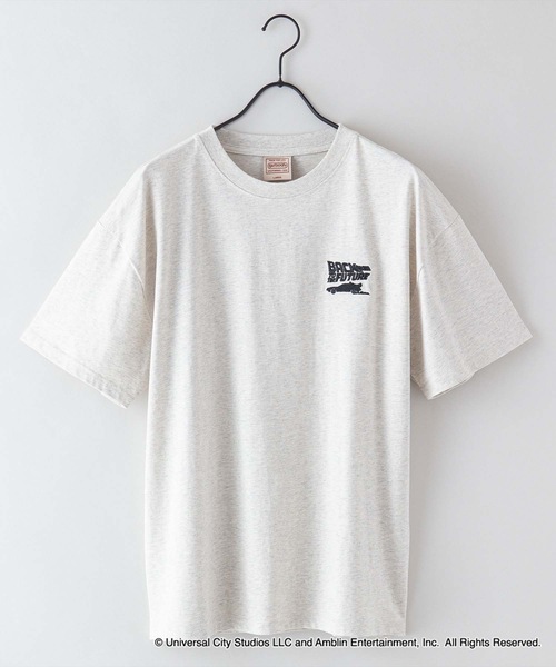 OUTDOOR PRODUCTS APPAREL(アウトドアプロダクツアパレル)の「【JAWS/ジョーズ】【BACK TO THE FUTURE/バック・トゥ・ザ・フューチャー】コラボ 別注 バックプリント ワンポイント刺繍 ビッグシルエット Tシャツ ユニセックス ムービーコラボ(Tシャツ/カットソー・メンズ・ダークグリーン/オフホワイト/ホワイト/ブルー系その他・MEDIUM/LARGE/X-LARGE)」の11枚目の写真