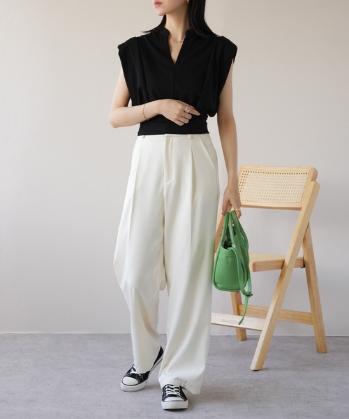 IAMUSE（アイアミューズ）の「キーネックショートトップス S0966【IAMUSE】（Tシャツ/カットソー・レディース・ブラック/ホワイト・FREE）」の22枚目の写真
