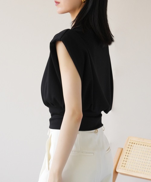 IAMUSE（アイアミューズ）の「キーネックショートトップス S0966【IAMUSE】（Tシャツ/カットソー・レディース・ブラック/ホワイト・FREE）」の14枚目の写真