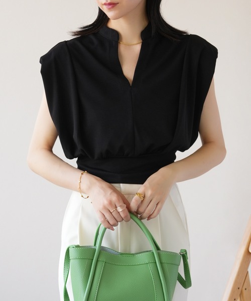 IAMUSE（アイアミューズ）の「キーネックショートトップス S0966【IAMUSE】（Tシャツ/カットソー・レディース・ブラック/ホワイト・FREE）」の13枚目の写真