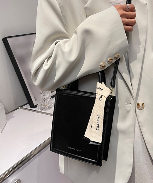 fd style(エフディ スタイル)の「スクエアミニ2waysバッグ(ショルダーバッグ・レディース・Black/White/Kelly/Yellow/Lilac・FREE)」の15枚目の写真