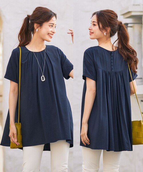 【洗える】バックギャザーフレアチュニックブラウス（シャツ/ブラウス）｜Tiaclasse（ティアクラッセ）