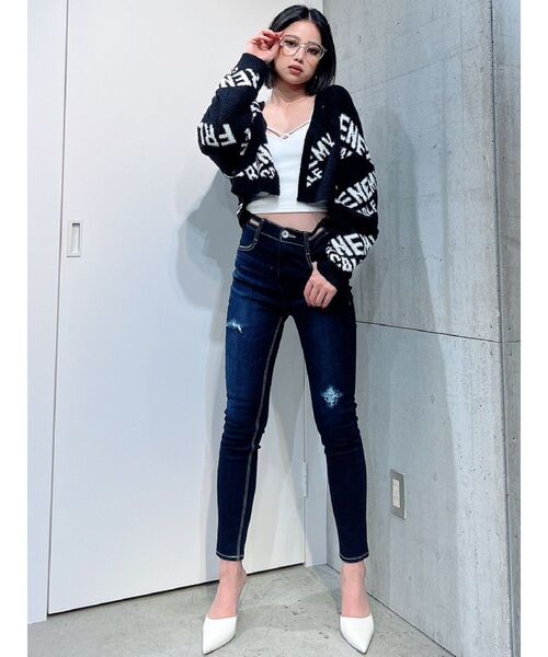 GYDA(ジェイダ)の「FRENEMYニットカーディガン(カーディガン/ボレロ・レディース・ブラック/オフホワイト・FREE)」の6枚目の写真