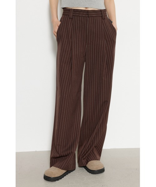 LAGUA GEM（ラグアジェム）の「PIN ストライプパンツ（スラックス・レディース・ブラウン/ブラック/グレー・X-SMALL/SMALL/MEDIUM）」の11枚目の写真