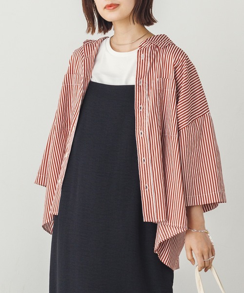 lil nina（リルニーナ）の「キャンブリックボイル ストライプ オーバー半袖シャツ（シャツ/ブラウス・レディース・ブラウン/パープル/ブルー・FREE）」の4枚目の写真