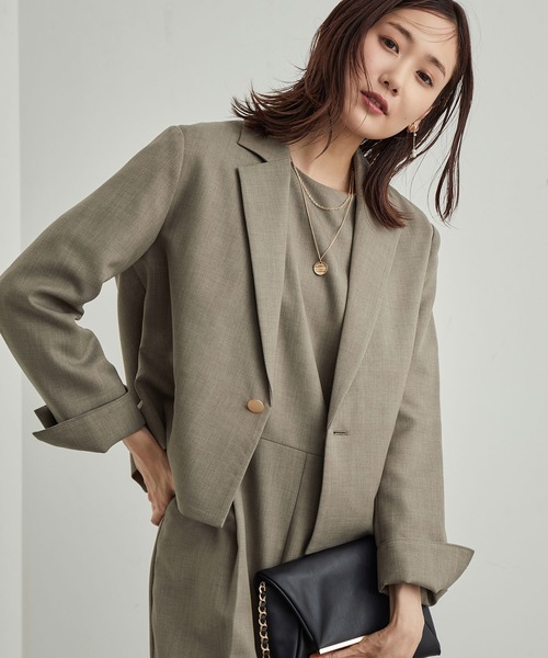 ROPE' PICNIC(ロペピクニック)の「スタイルアップが叶うクロップドジャケット(テーラードジャケット・レディース・ネイビー/ブラウン/グレー・38)」の9枚目の写真