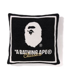 A BATHING APE（アベイシングエイプ）の「APE HEAD CUSHION M
