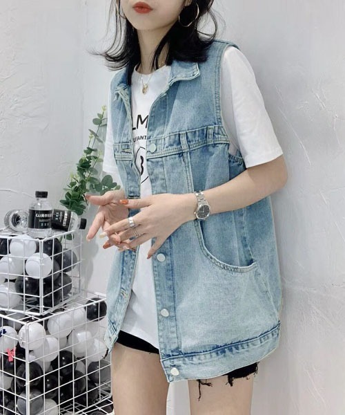 gossip！ロサンゼルス（ゴシップロサンゼルス）の「オーバーシルエットデニムジレ（ベスト・レディース・ブルー/ブラック/ライトブルー・FREE）」の16枚目の写真