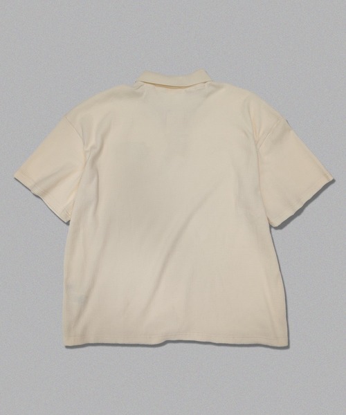 centimeter(センチメーター)の「Waffle Polo Shirt(ポロシャツ・メンズ・ピンク/ブラック/アイボリー・MEDIUM/LARGE/X-LARGE)」の4枚目の写真