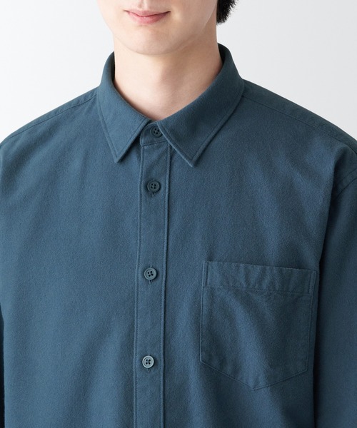 無印良品（ムジルシリョウヒン）の「両面起毛フランネル長袖シャツ（シャツ/ブラウス・メンズ・レンガ/ホワイト系1/オフホワイト/ベージュ系2/ブルー系1/ネイビー/ベージュ系1/チャコールグレー/グリーン系5/レッド系2・XL/L/S/M/XS/XXL）」の13枚目の写真