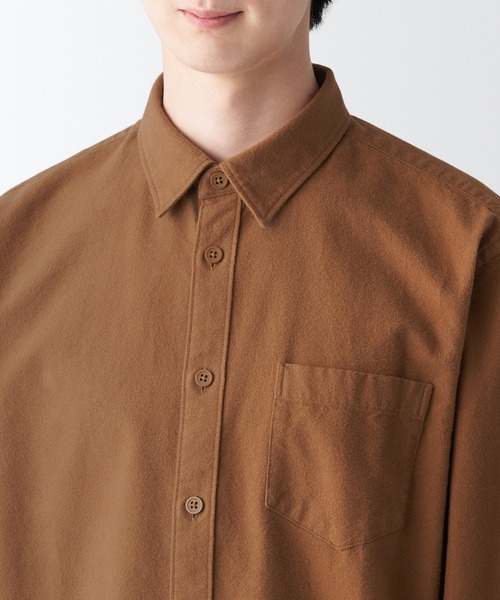 無印良品（ムジルシリョウヒン）の「両面起毛フランネル長袖シャツ（シャツ/ブラウス・メンズ・レンガ/ホワイト系1/オフホワイト/ベージュ系2/ブルー系1/ネイビー/ベージュ系1/チャコールグレー/グリーン系5/レッド系2・XL/L/S/M/XS/XXL）」の20枚目の写真